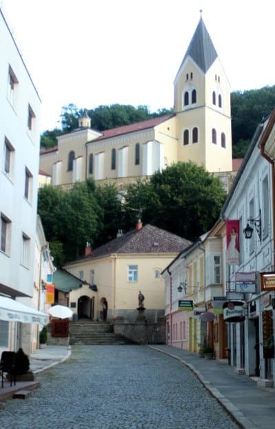 Farska e ingresso scalinata