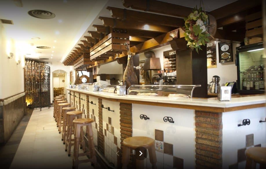 El Rincón de Luis Mari. La barra