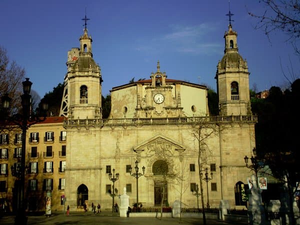 Fachada frontal de la Iglesia de San Nicolás