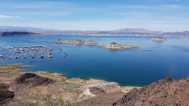 Вид на озеро