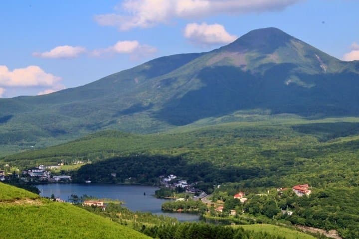 車山から見た白樺湖