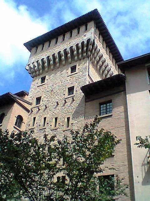 Torre de doña Ochanda, sede del Museo