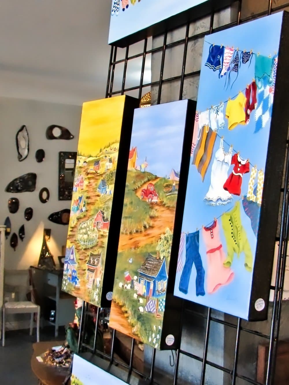 I love the laundry paintings.