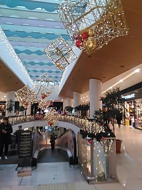 Maltepe Park Alışveriş Merkezi