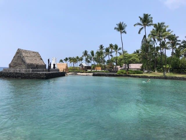 Hapaiali'i Heiau and Keoneloa Heiau