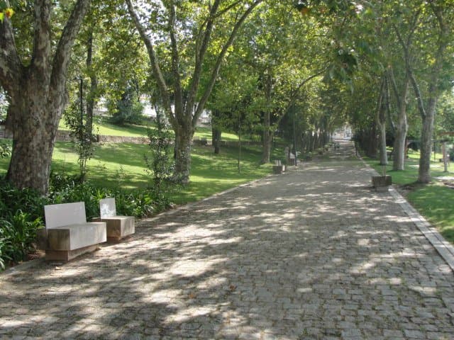 Uma das ruas do Jardim da Corredoura.