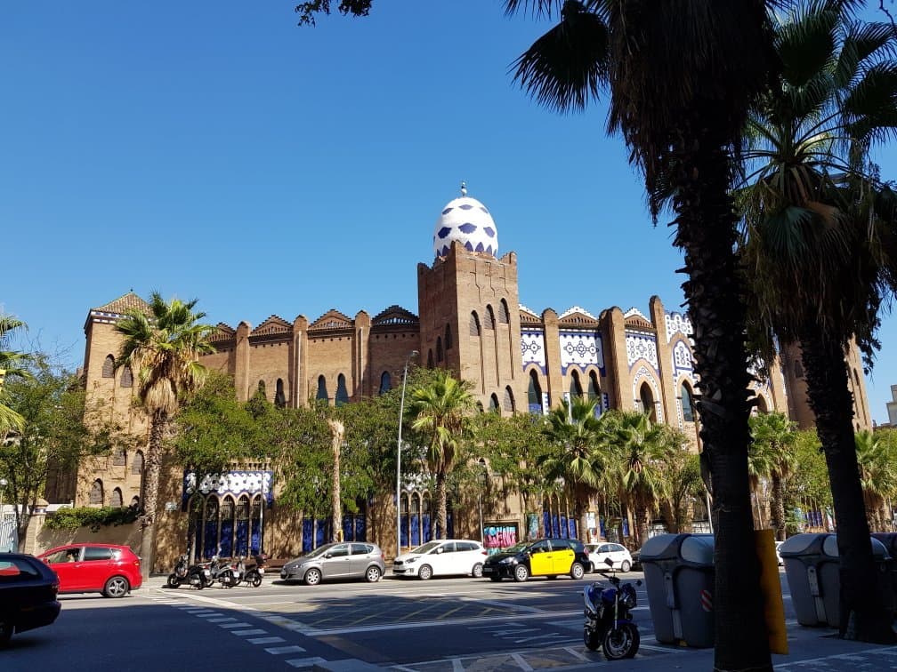 Great looking building