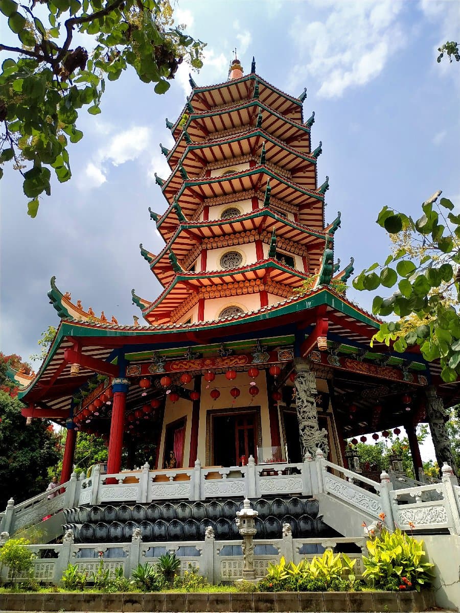 Watugong Pagoda Semarang