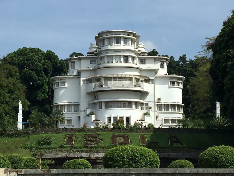 Villa Isola UPI Rectorate
