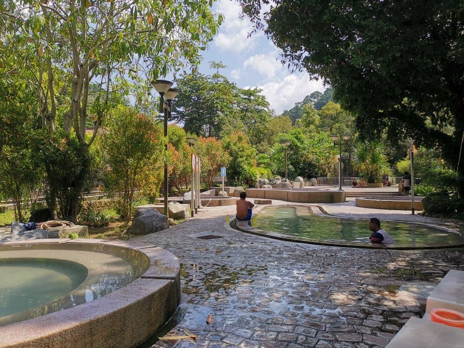 Hat Som Paen Hot Springs