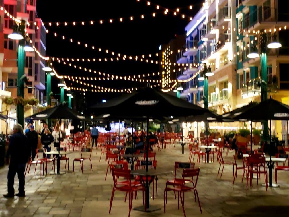 Filippi's Pizza Grotto Little Italy