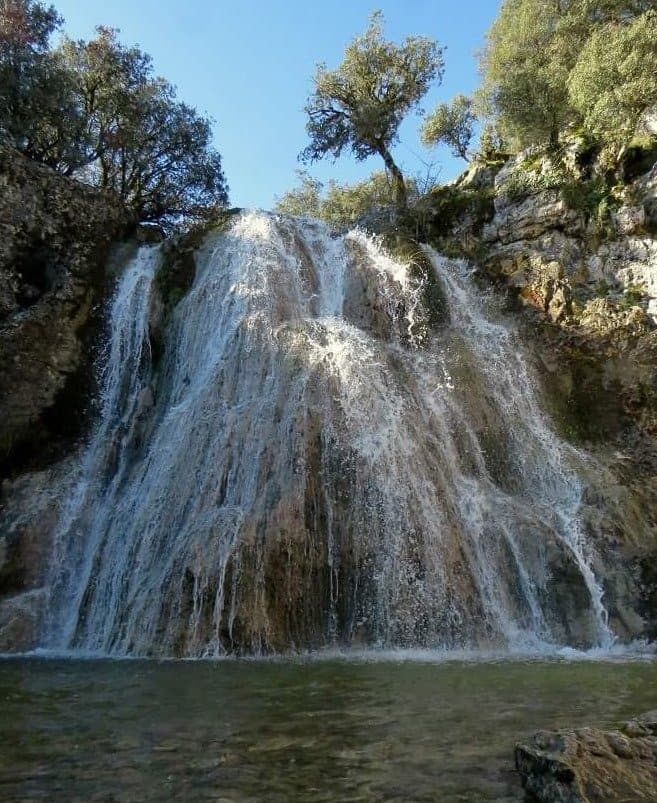 Cascada de "Las Chorreras", a donde se llegan tras un precioso recorrido por el Valle del Polje de La Nava (sierra de Cabra)