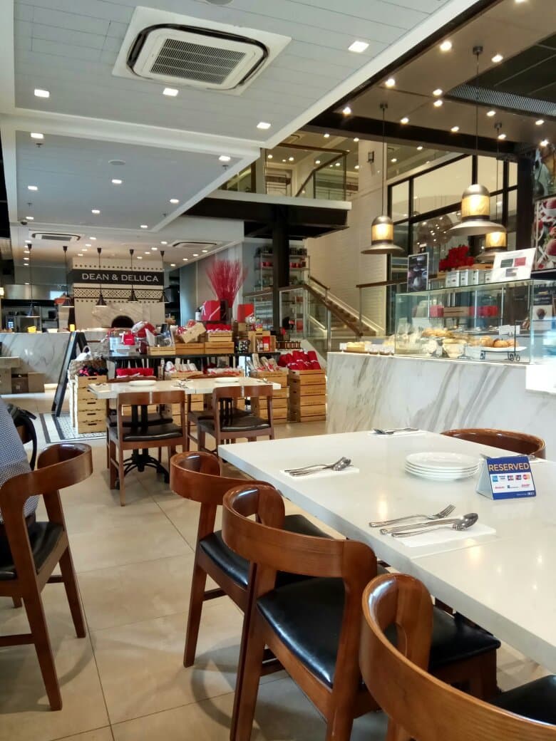 Dean & DeLuca Eton Tower Makati