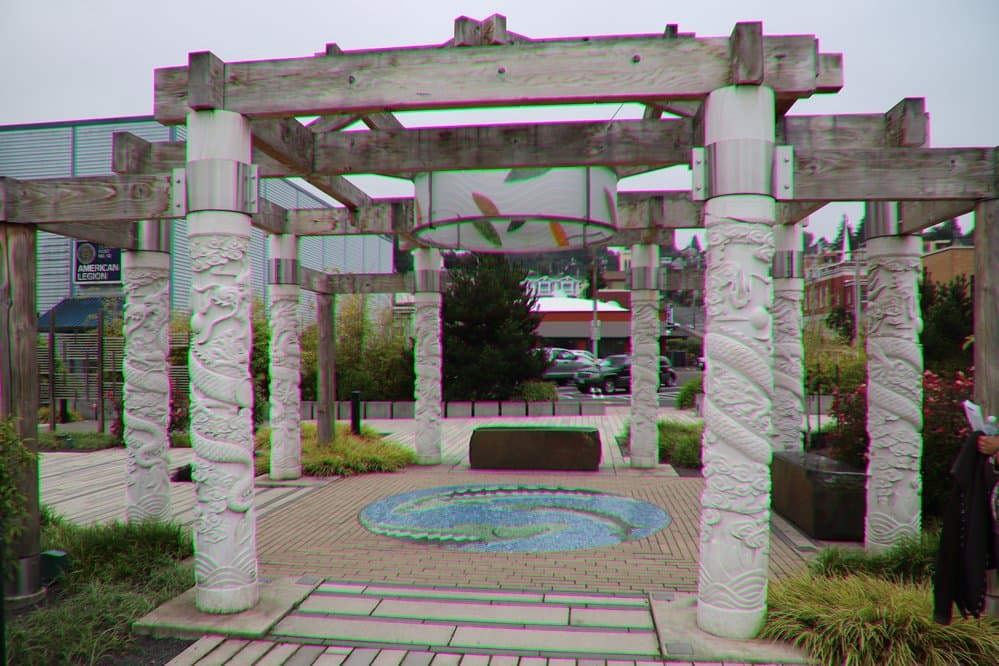 The pillars with water