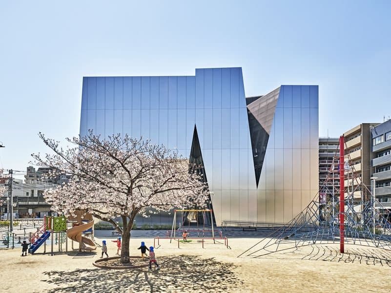 すみだ北斎美術館 外観(🄫 Yosuke Owashi)
