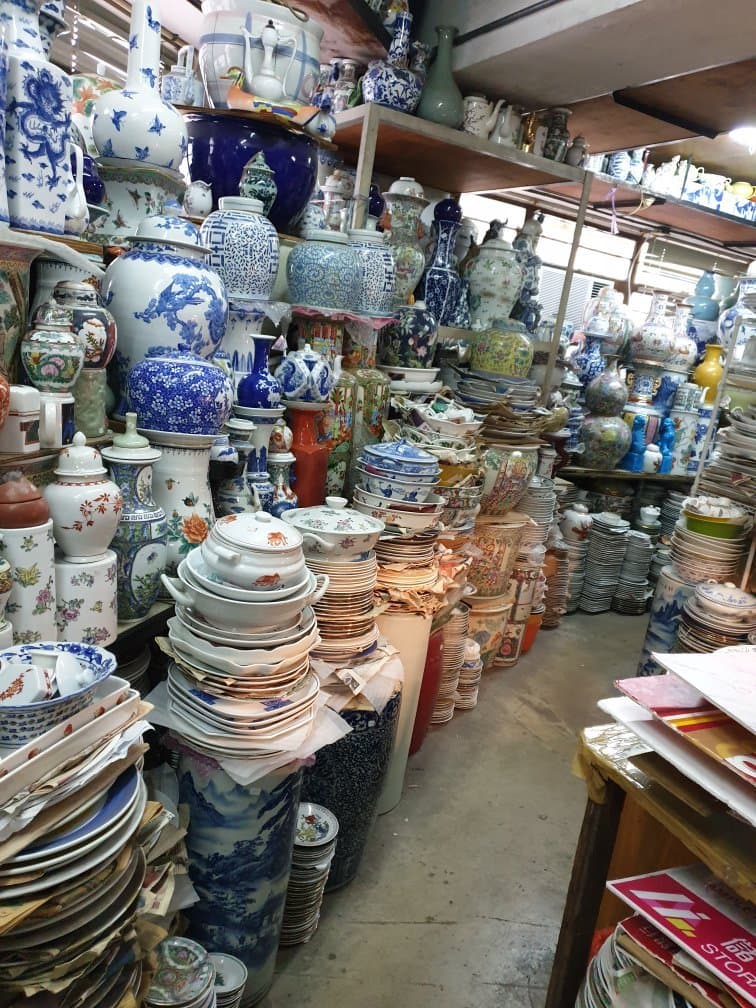 Admire hand-painted porcelain at Yuet Tung China Works