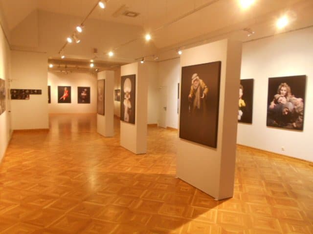 Teater e3xkursionen i övre våningen.