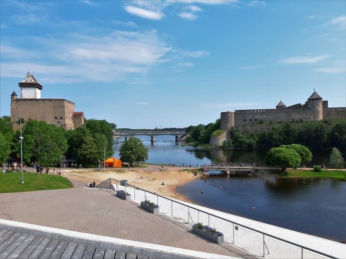 Narva River Promenade