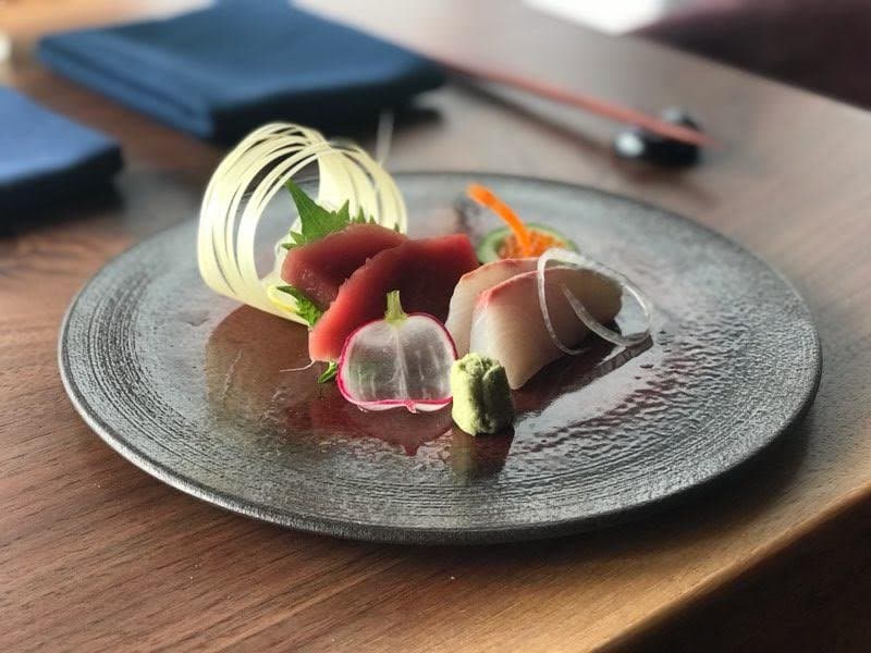 Sashimi course, fish imported from Toyosu Market in Japan