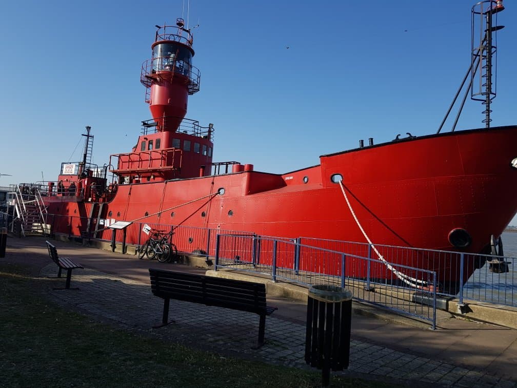 LV21 Lightship