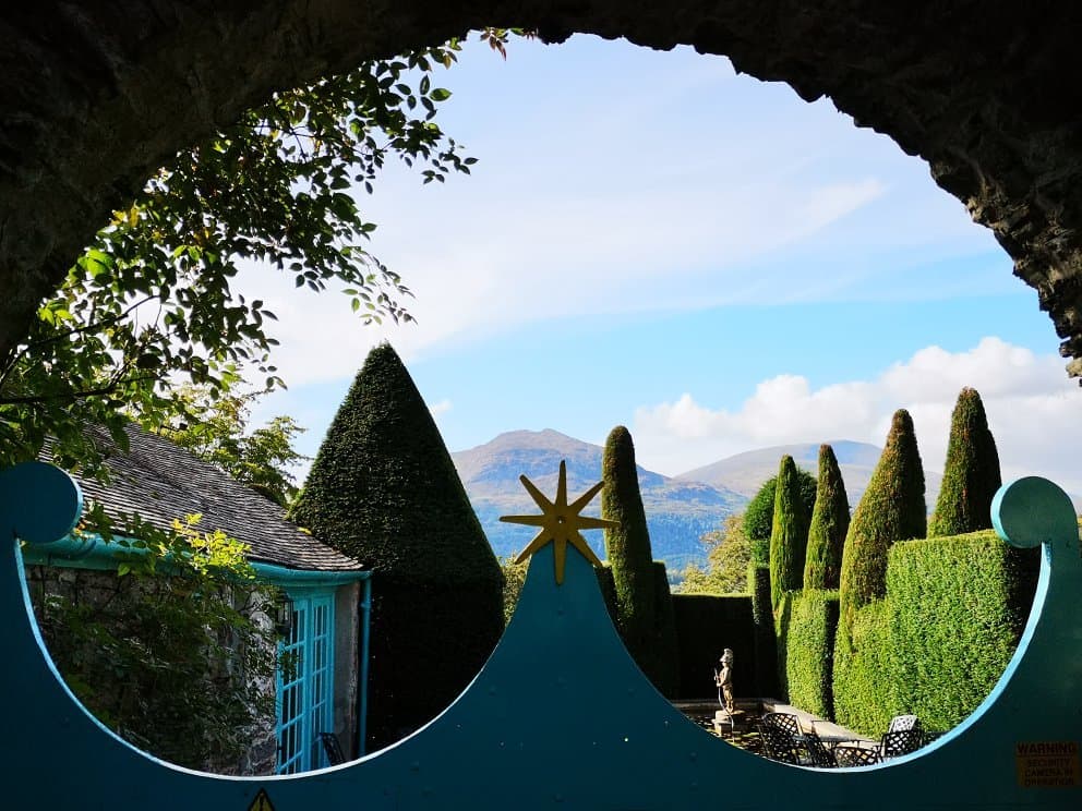 Plas Brondanw Gardens