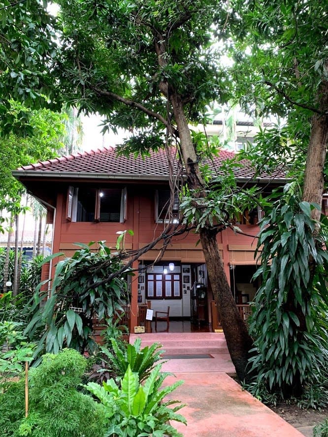 The British colonization period style building that was originally built by the officer that died shortly after he came here.