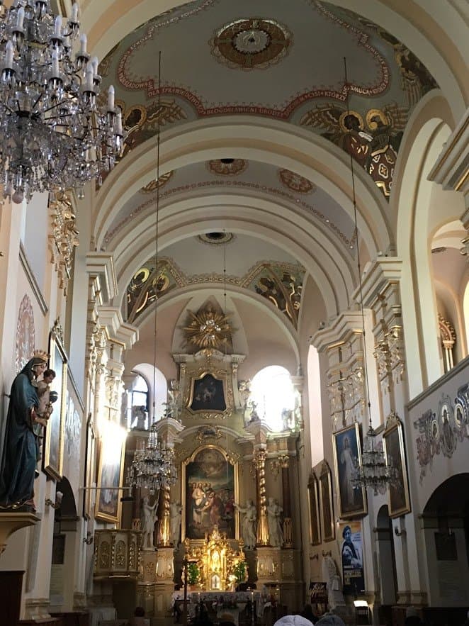 wnętrze- nawa główna