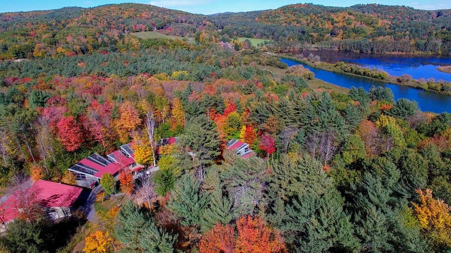 Fall view of the Nature Center.