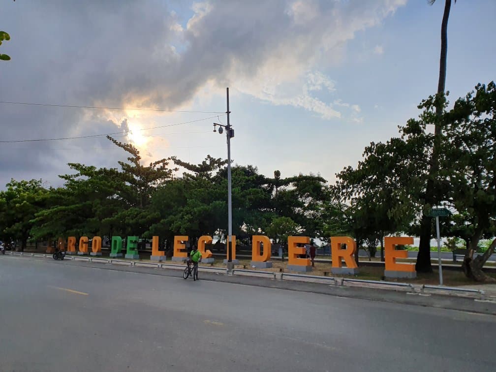 Lecidere Night Market