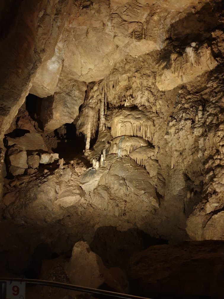 Abaliget Cave