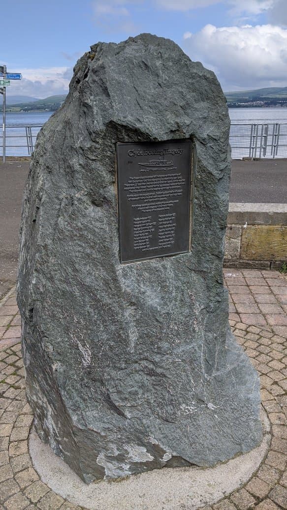 Coronation Park Boating Memorial Cairn