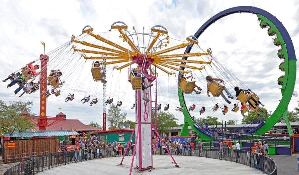 13 amusement park rides for all thrill levels!
