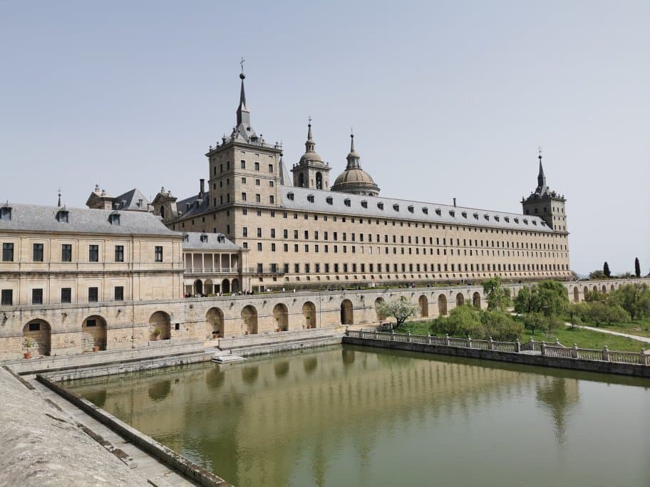 Preciosas vistas del Monasterio de San Lorenzo del Escorial.