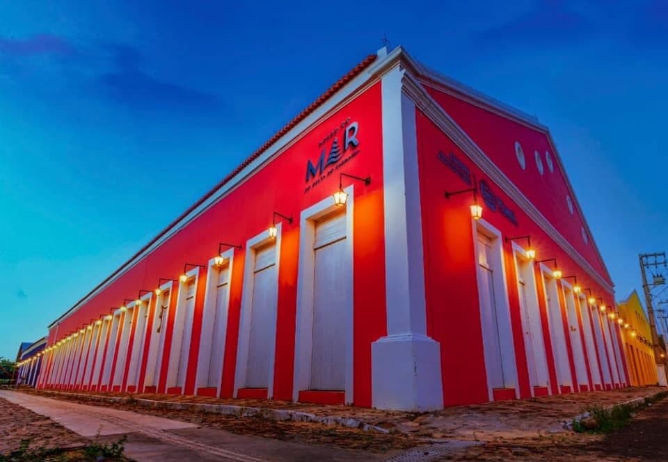 Museu do Mar Delta do Parnaiba.  Esse museu fica no complexo turistico porto das Barcas. Ele foi inaugurado em Julho de 2021.