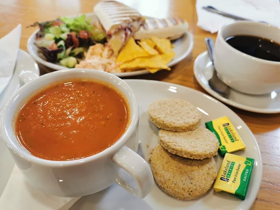 Sun-dried Tomato Soup with Homemade Oatcakes