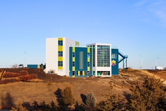 Magic City Discovery Center building