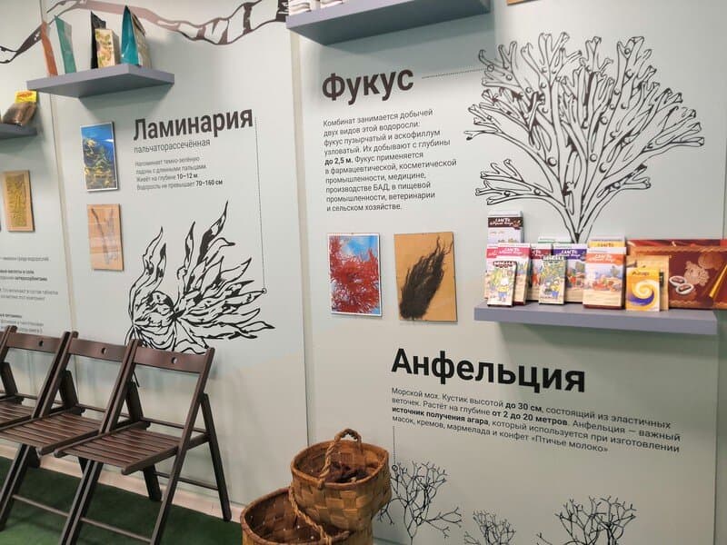 Интерьеры единственного зала, часть IV.