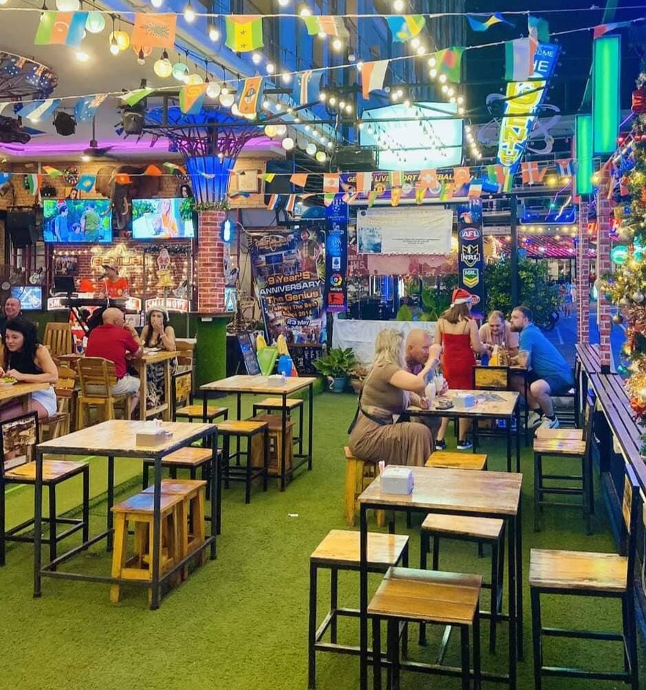 Genius Bar&Restaurant