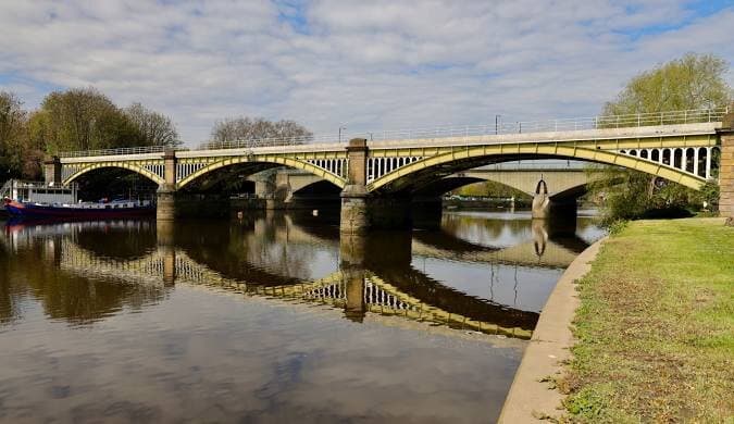 Twickenham Bridge