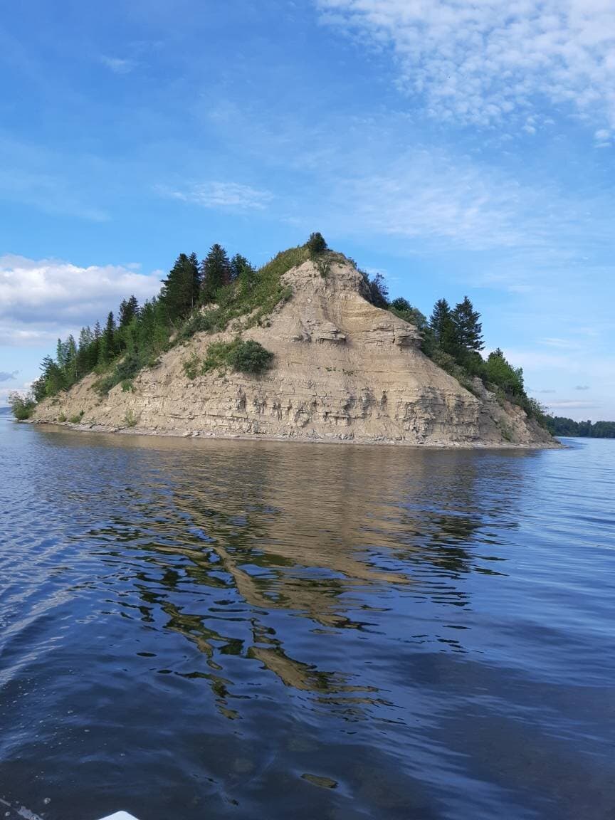Слияние Камы с Чусовой.