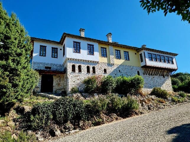 Pavlos Vrellis Greek History Museum