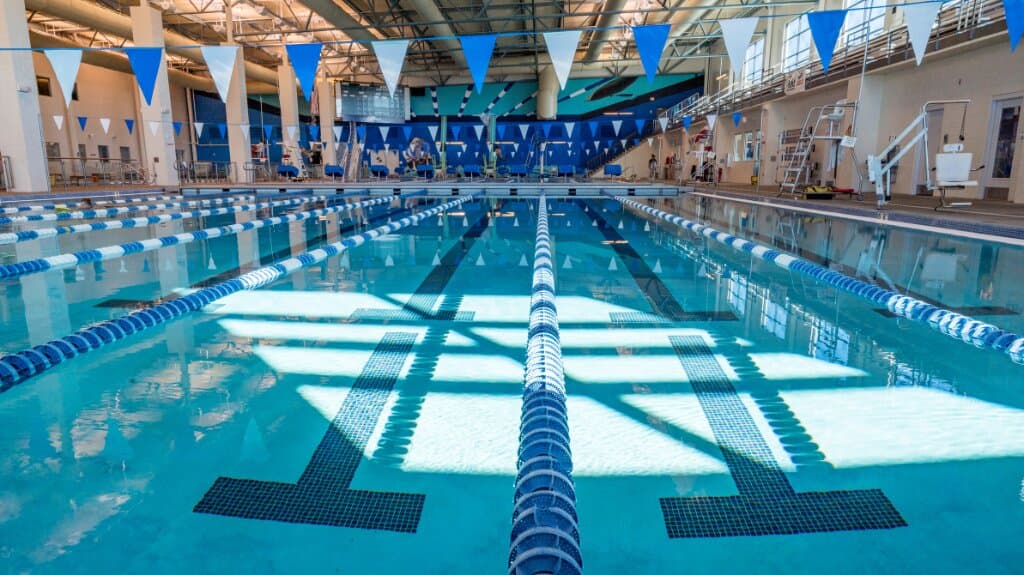 Kingsport Aquatic Center competition pool