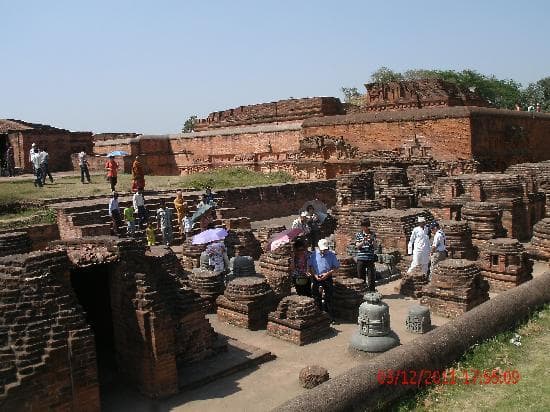 Rest. Ruinen der Universität von Nalanda
