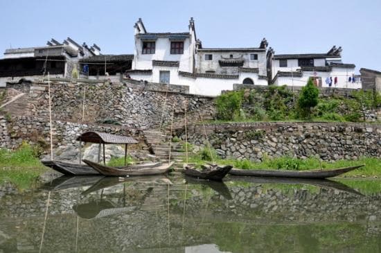 Yuliang from the river