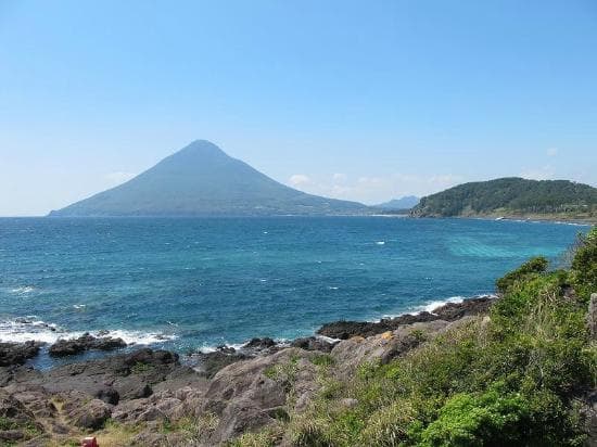 長崎鼻よりの開聞岳
