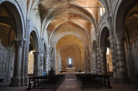 ...das Kirchenschiff....