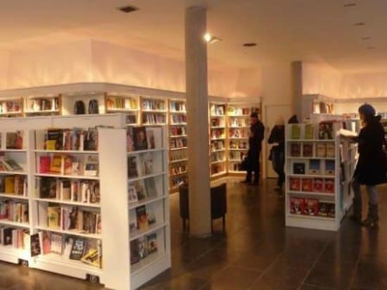 The Gutter Bookshop, Cow's Lane, Temple Bar, Dublin.
