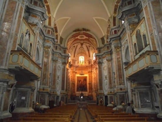 Navata centrale