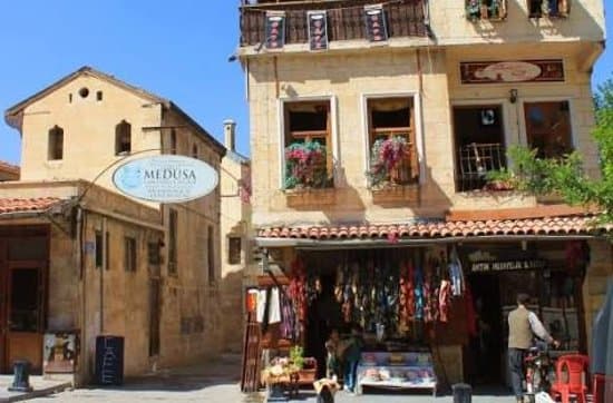 Medusa Glass Art Museum