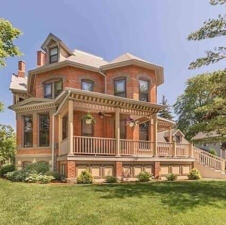Built 1870, one of the original Bay City mansions.